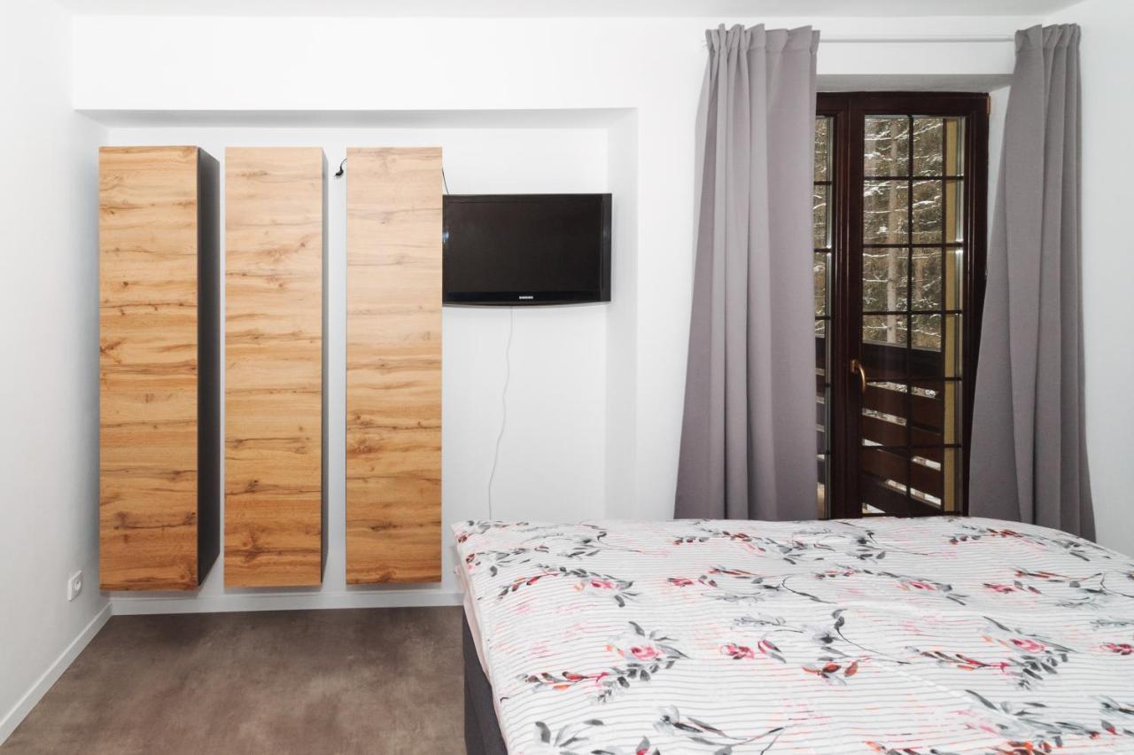 Vila Helena - Apartman Helena 16 Ruzomberok Ngoại thất bức ảnh